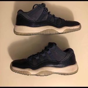 Blue moon Jordan 11 low